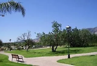 Residencial Golden 4*